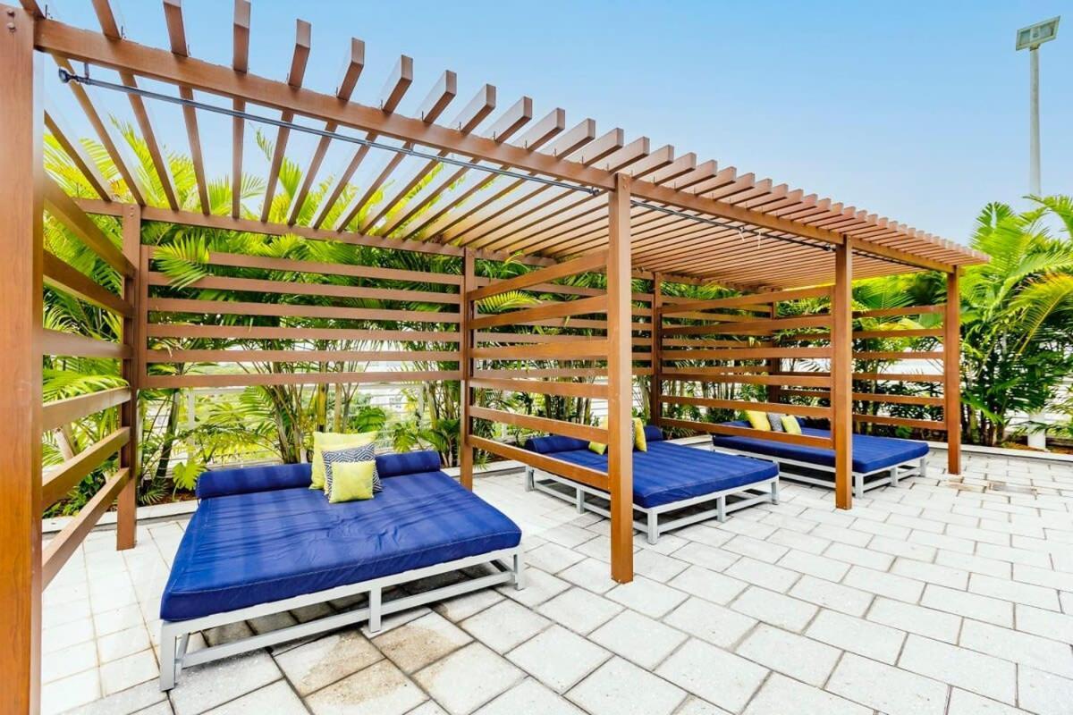 Palm Place Heart Of Miami With Parking Pool And Gym Exterior foto